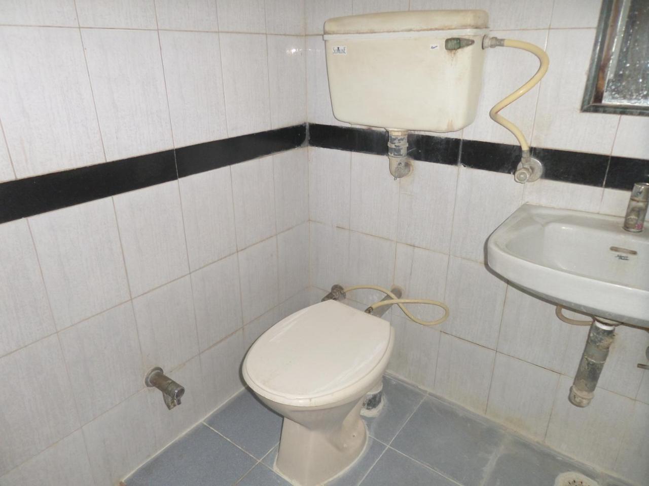 Hotel Padma Nashik Exterior photo